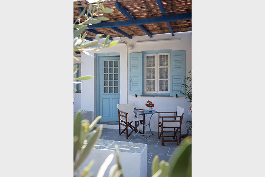 Rooms with terrace in Sifnos
